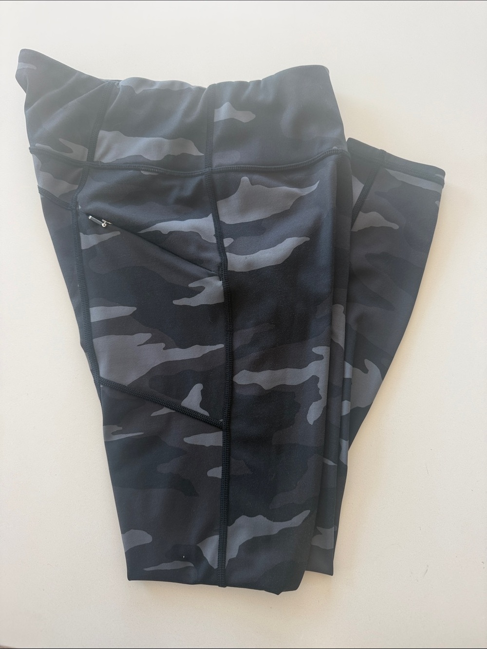 Athleta Women's Black & Gray Camo High-Rise Leggings XS